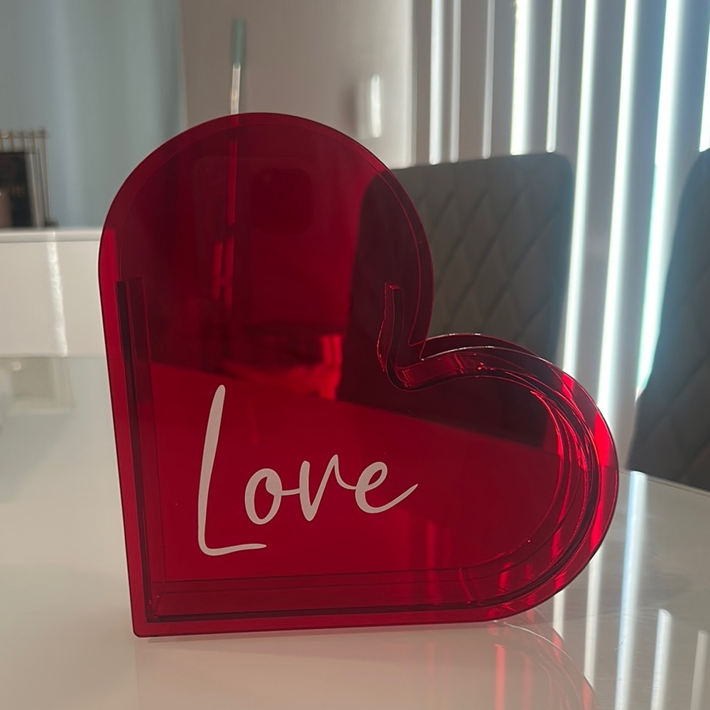 Red Heart-Shaped Love Vase